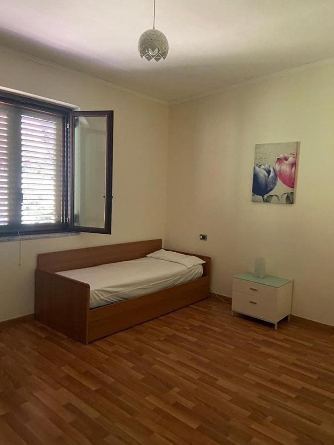 Casa Vacanze Apartment เชนโตลา ภายนอก รูปภาพ